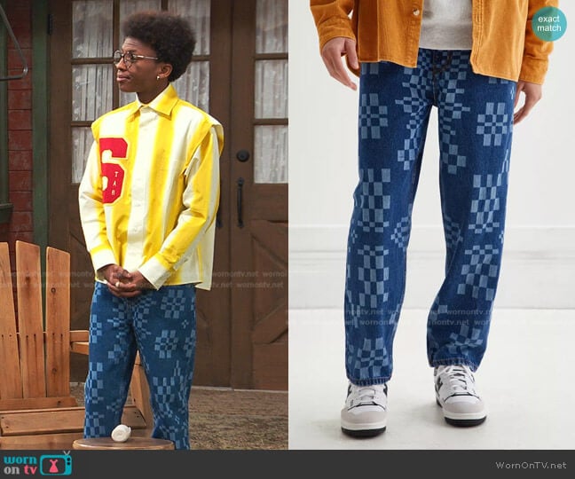 BDG Bow Fit Jean – Checkerboard Print worn by Noah Lambert (Israel Johnson) on Bunkd
