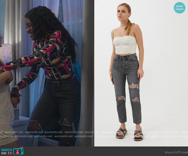 BDG High Rise Slim Straight Jeans worn by Calliope Burns (Imani Lewis) on First Kill