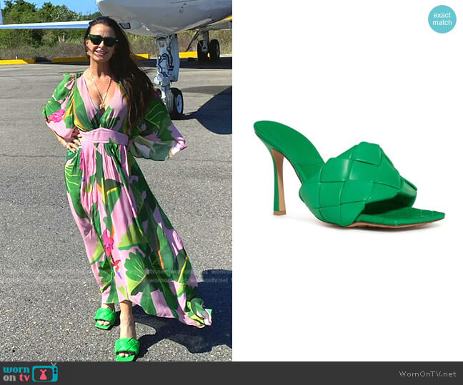 Bottega Veneta Lido Slide Sandal in Grass worn by Kyle Richards on The Real Housewives of Beverly Hills