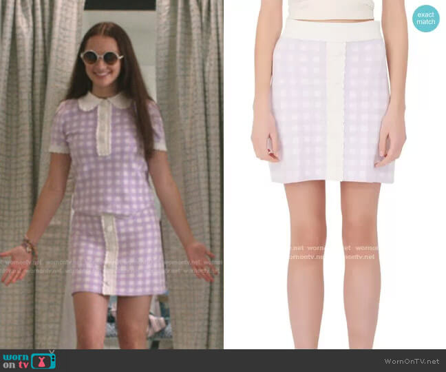 Maje Gingham Lace Miniskirt worn by Belly Conklin (Lola Tung) on The Summer I Turned Pretty