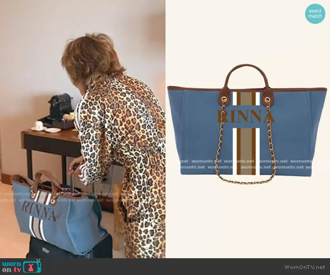 Lily and Bean The Lily Canvas Weekend Jumbo Bag worn by Lisa Rinna on The Real Housewives of Beverly Hills