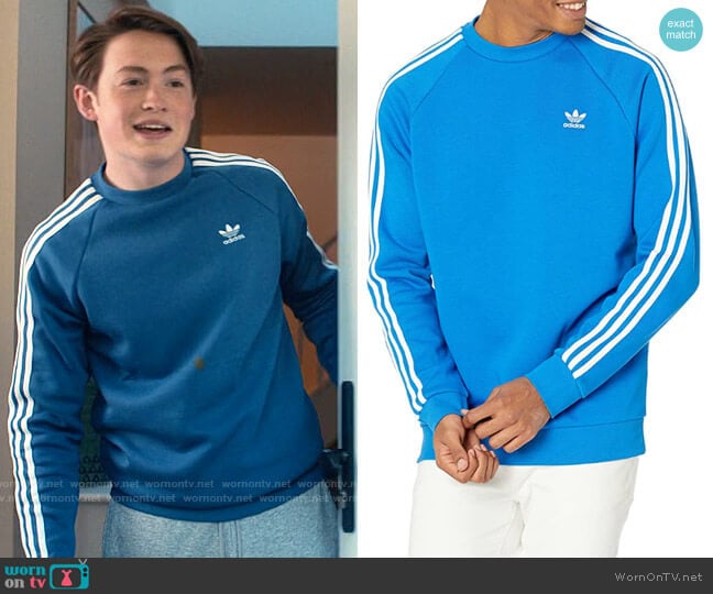 Adidas 3-stripe Crew in Blue Bird worn by Nick Nelson (Kit Connor) on Heartstopper
