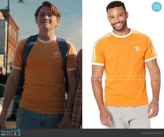 Adidas 3-Stripes T-Shirt in Orange worn by Nick Nelson (Kit Connor) on Heartstopper