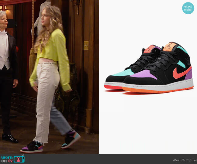 Nike Jordan 1 Midd in Multicolor worn by Presley (Jayden Bartels) on Side Hustle