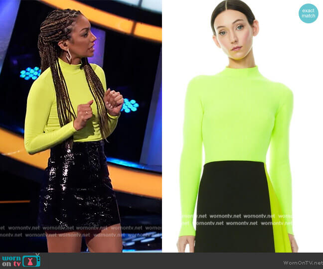 Alice + Olivia Ciara Turtleneck Pullover worn by Corinne Foxx on Beat Shazam
