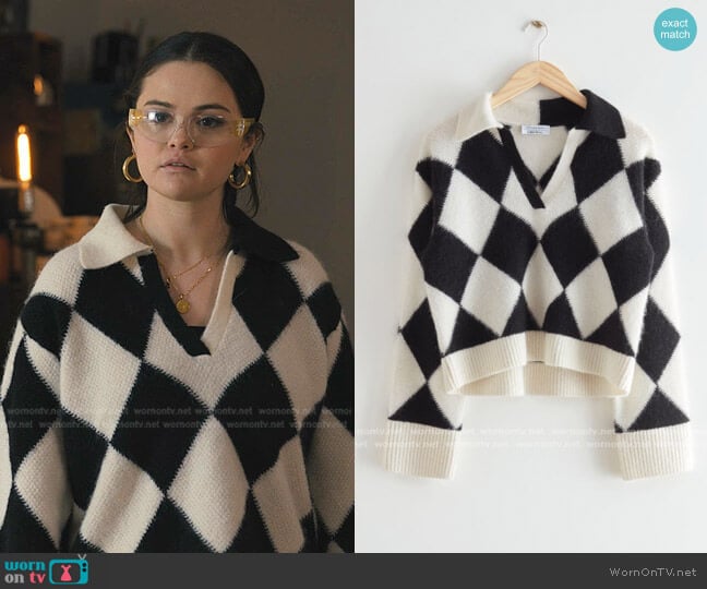 & Other Stories Checkered Jacquard Knit Sweater worn by Mabel Mora (Selena Gomez) on Only Murders in the Building