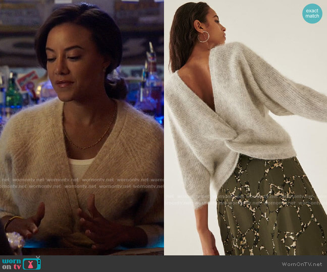 ba&sh Fill  Sweater worn by Maria DeLuca (Heather Hemmens) on Roswell New Mexico