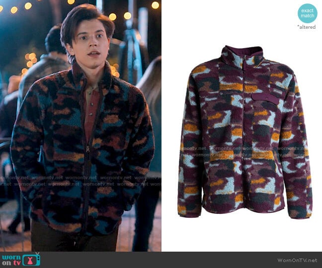 Columbia Mountain Side Heavy full zip fleece in purple camo worn by Felix Weston (Anthony Turpel) on Love Victor