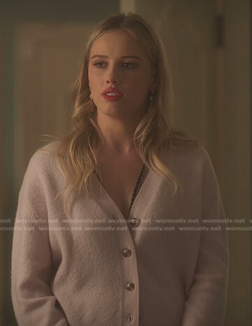 Elinor’s pink cardigan on First Kill