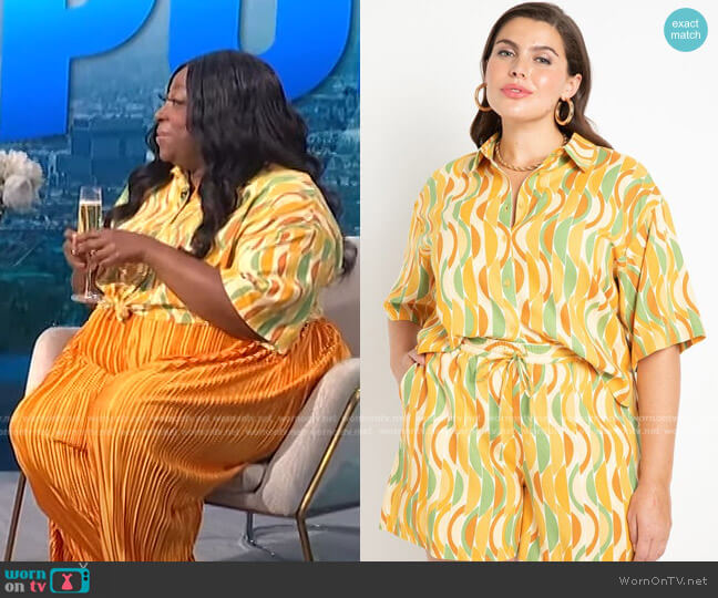 Eloquii Short Sleeve Button Down Top worn by Loni Love on E! News