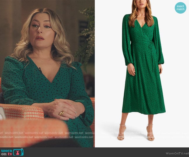 Forever New Nova Midi Wrap Dress worn by Alice Cooper (Mädchen Amick) on Riverdale