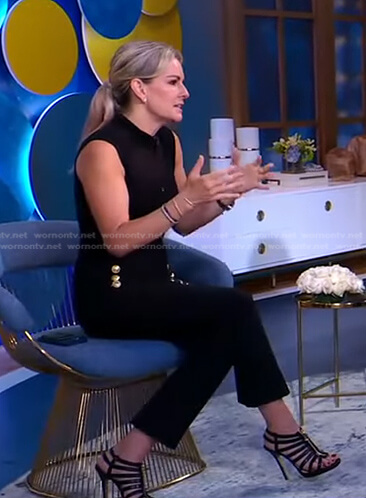 Jennifer’s navy cropped sailor pants on Good Morning America