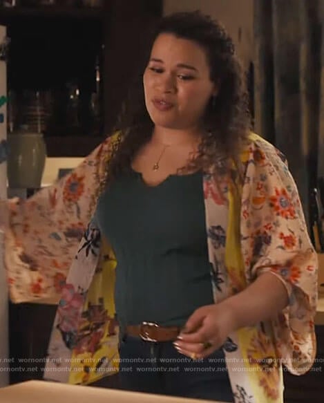 Josefina’s mixed floral kimono on Charmed
