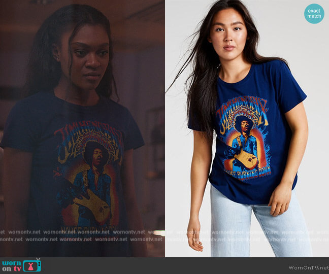 Junk Food Jimi Hendrix-Graphic T-Shirt worn by Calliope Burns (Imani Lewis) on First Kill