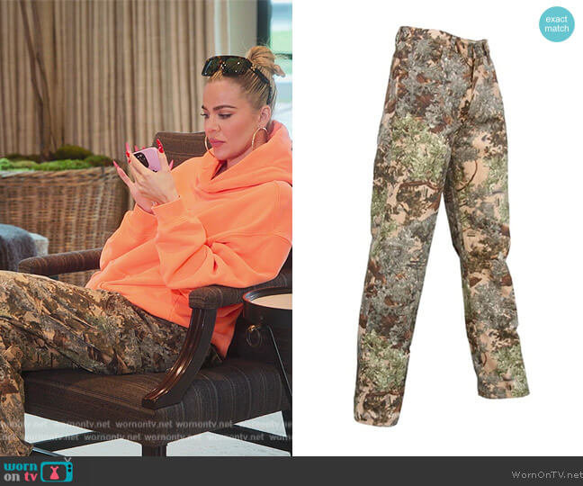 Kings Camo Classic Cotton 5-Pocket Jean Pants in Desert Shadow worn by Khloe Kardashian (Khloe Kardashian) on The Kardashians