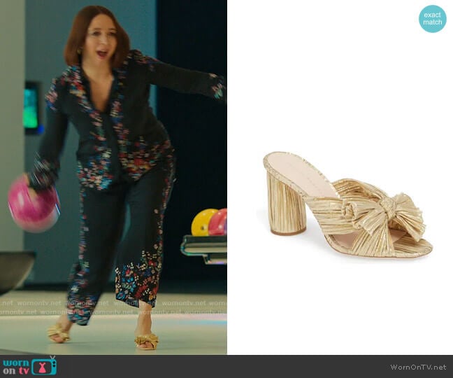 Loeffler Randall Penny Knotted Lamé Sandal worn by Molly Novak (Maya Rudolph) on Loot