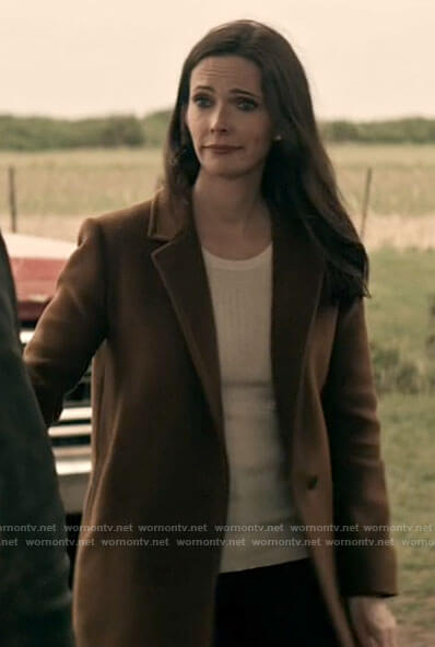 Lois’s brown coat on Superman and Lois