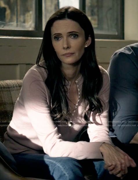 Lois’s lilac buttoned sweater on Superman and Lois