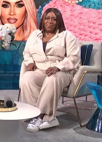 Loni’s ivory utility jumpsuit on E! News Daily Pop