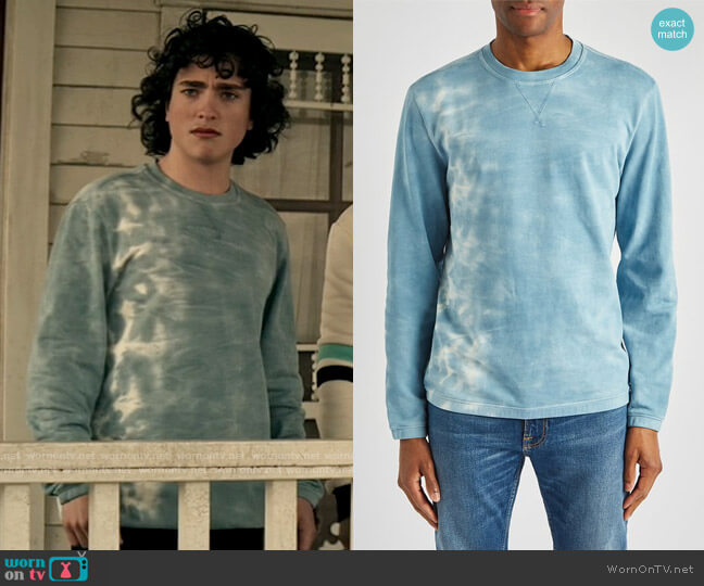 Paige Jaxton Pullover in Raw Silk/Misty Sky worn by Jordan Kent (Alex Garfin) on Superman and Lois
