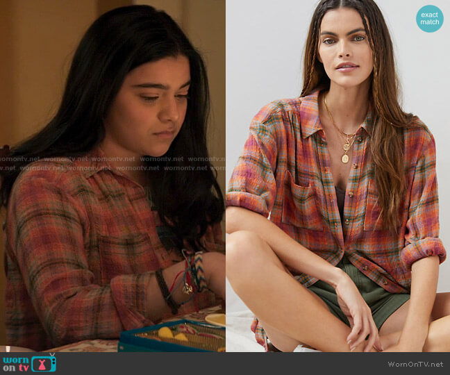 Pilcro Seamed Plaid Tunic Buttondown worn by Kamala Khan (Iman Vellani) on Ms. Marvel