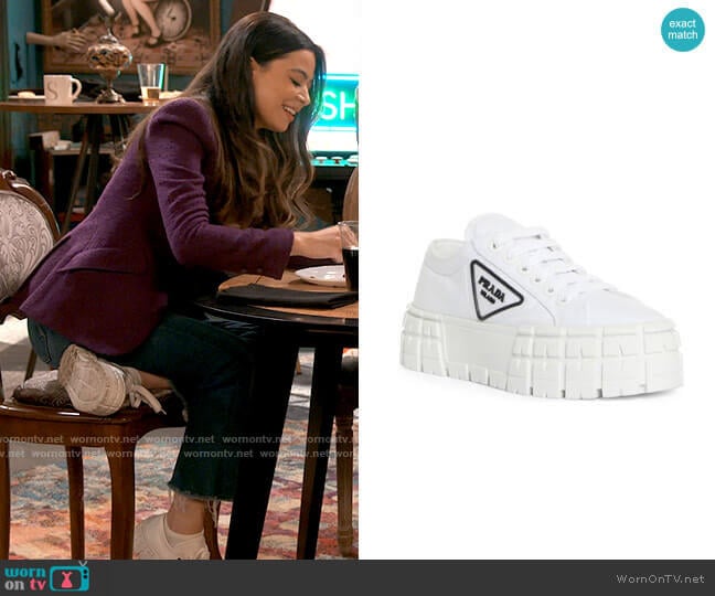 Prada Double Wheel Platform Sneaker in Bianco worn by Carly Shay (Miranda Cosgrove) on iCarly