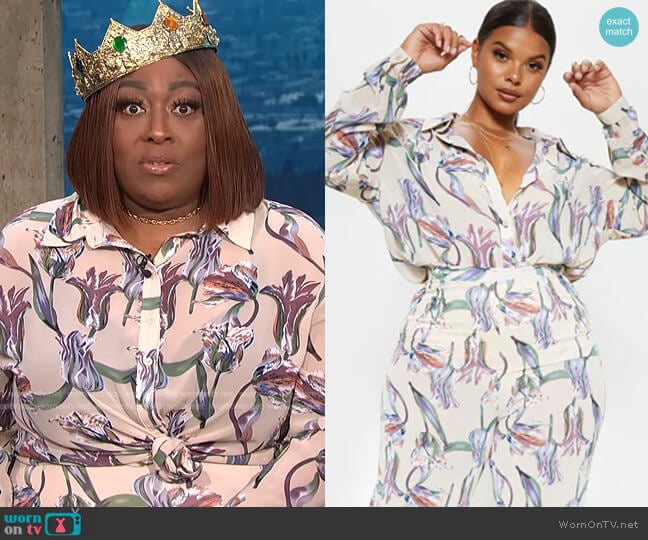Pretty Little Thing Plus Floral Oversized Shirt in Dusty Pink worn by Loni Love on E! News