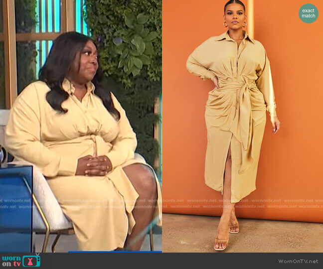 Pretty Little Thing Plus Ruched Tie Front Linen Shirt Dress worn by Loni Love on E! News
