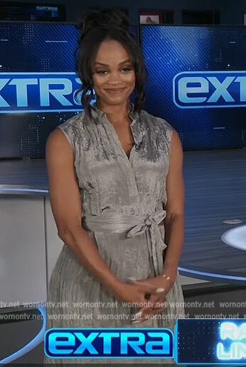 Rachel’s gray satin tie waist dress on Extra