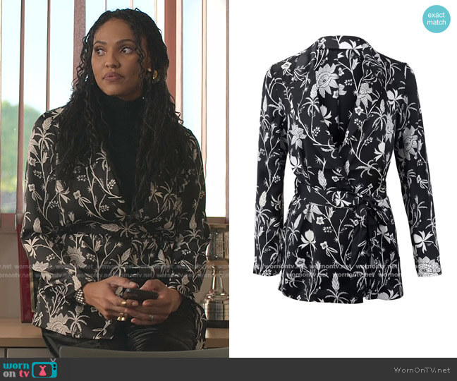 Scotch & Soda Printed Pyjama Blazer worn by Talia (Aubin Wise) on First Kill