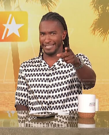 Scott’s black and white geometric print shirt on Access Hollywood