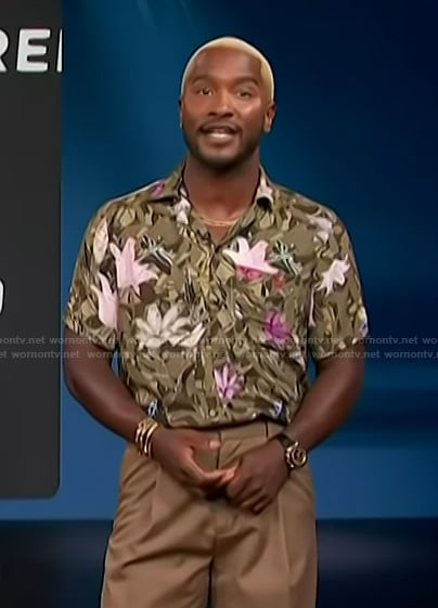 Scott’s green floral print shirt on Access Hollywood