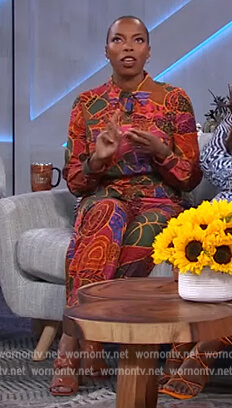 Shasheer Zamata’s red printed jumpsuit on The Kelly Clarkson Show