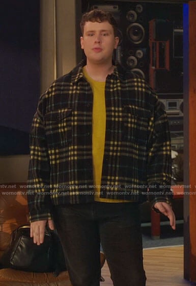 Tate’s plaid shirt jacket on Girls5eva