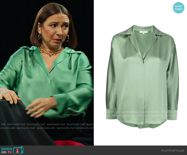 Vince Notch-Collar Silk Blouse worn by Molly Novak (Maya Rudolph) on Loot