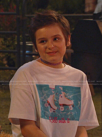 Winnie’s white roller skate print tee on Bunkd