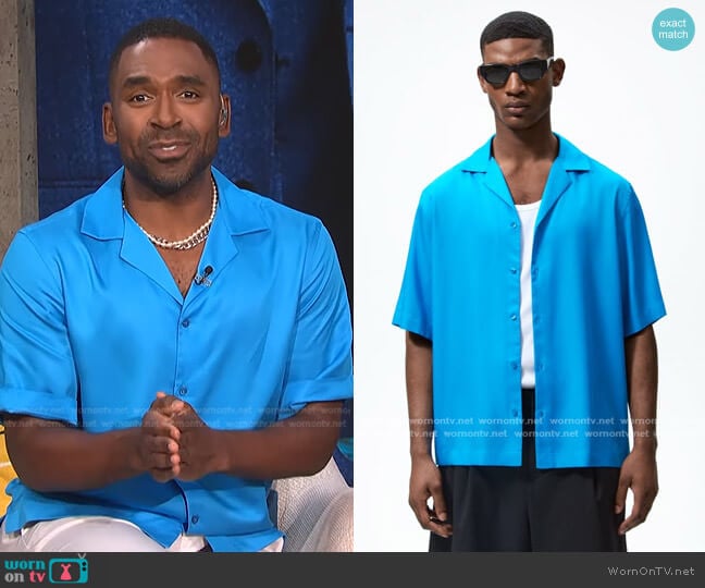 Zara Lyocell Shirt worn by Justin Sylvester on E! News