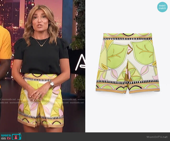 Zara Printed Skort worn by Kit Hoover on Access Hollywood