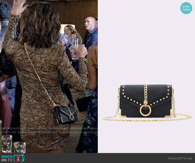 Aldo Ybeaswen Bag worn by Louise (Nichole Sakura) on Maggie