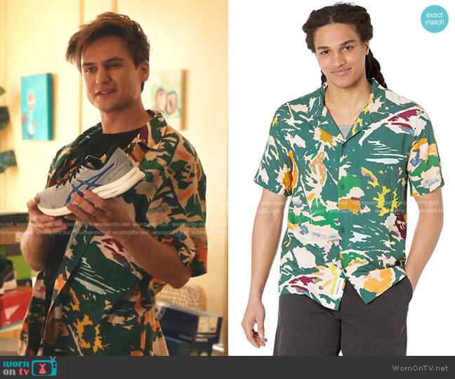 Native Youth Evergreen Button-Up Shirt worn by Michael (Moses Storm) on Everythings Trash