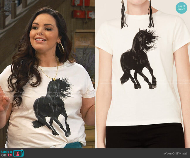 Shyanne Stallion Graphic Short Sleeve Tee worn by Lou Hockhauser (Miranda May) on Bunkd