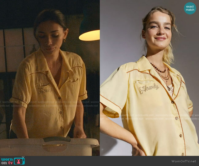 Urban Outfitters Freddie Western Howdy Souvenir Shirt worn by Isabella (Priscilla Quintana) on Good Trouble