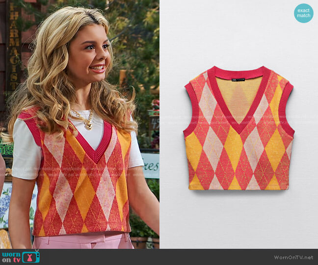 Zara Jacquard Vest worn by Destiny Baker (Mallory James Mahoney) on Bunkd