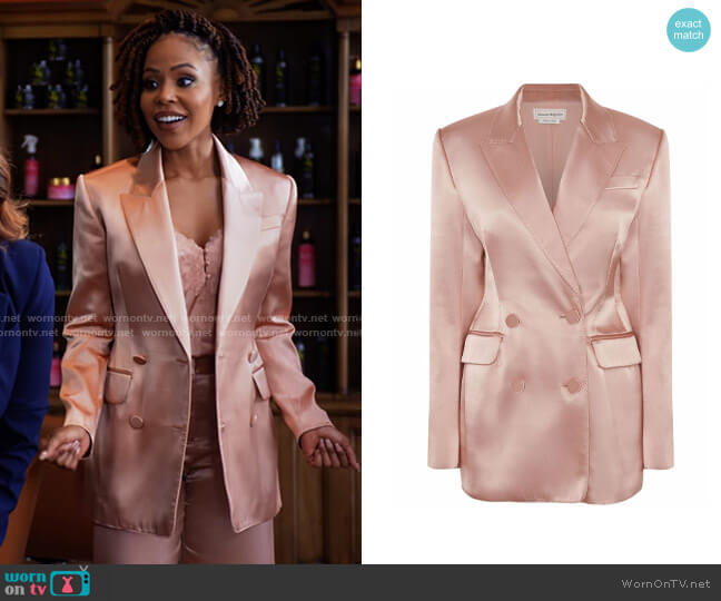 Alexander McQueen Double-Breasted Blazer in Rose Gold worn by Andrea Barnes (Kj Smith) on Tyler Perrys Sistas