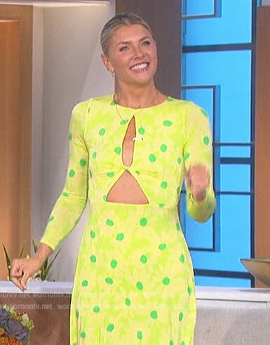 Amanda’s lime floral print cutout dress on The Talk