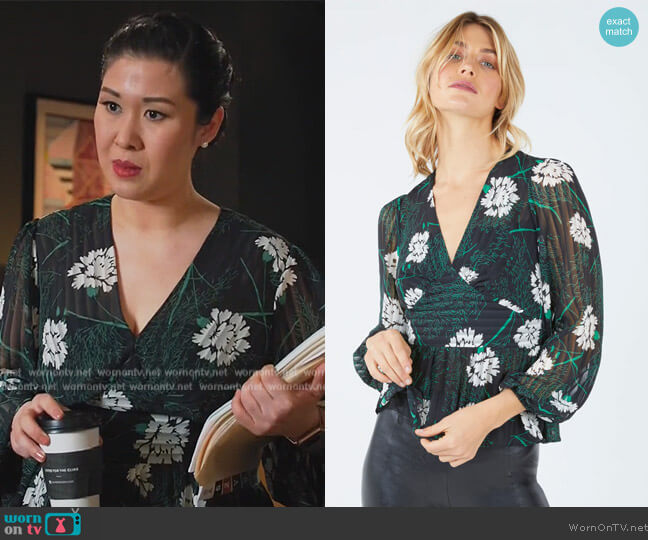 BCBGMAXAZRIA Floral-Print Blouson-Sleeve Top worn by Sherri Kansky (Ruthie Ann Miles) on All Rise