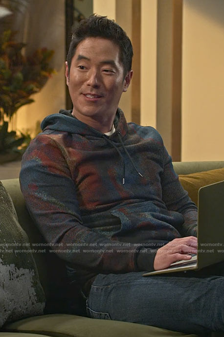 Dave’s marbled print hoodie on Maggie