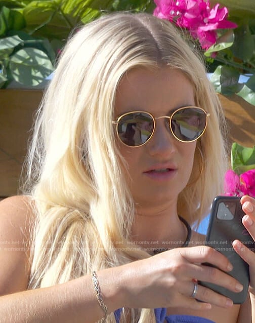 Deb’s round sunglasses on Love Island USA