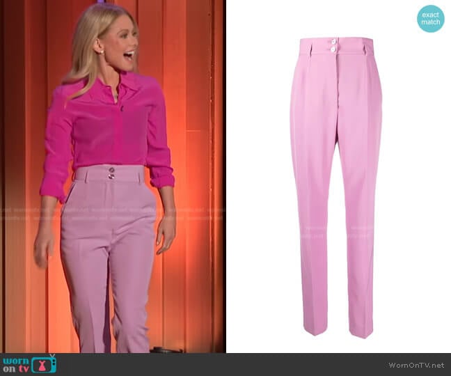 Dolce & Gabbana Cropped Tailored Trousers worn by Kelly Ripa on Generation Gap