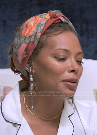 Eva’s floral headband on The Real Housewives Ultimate Girls Trip